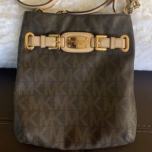 Michael Kors Crossbody Brown, gold hardware
